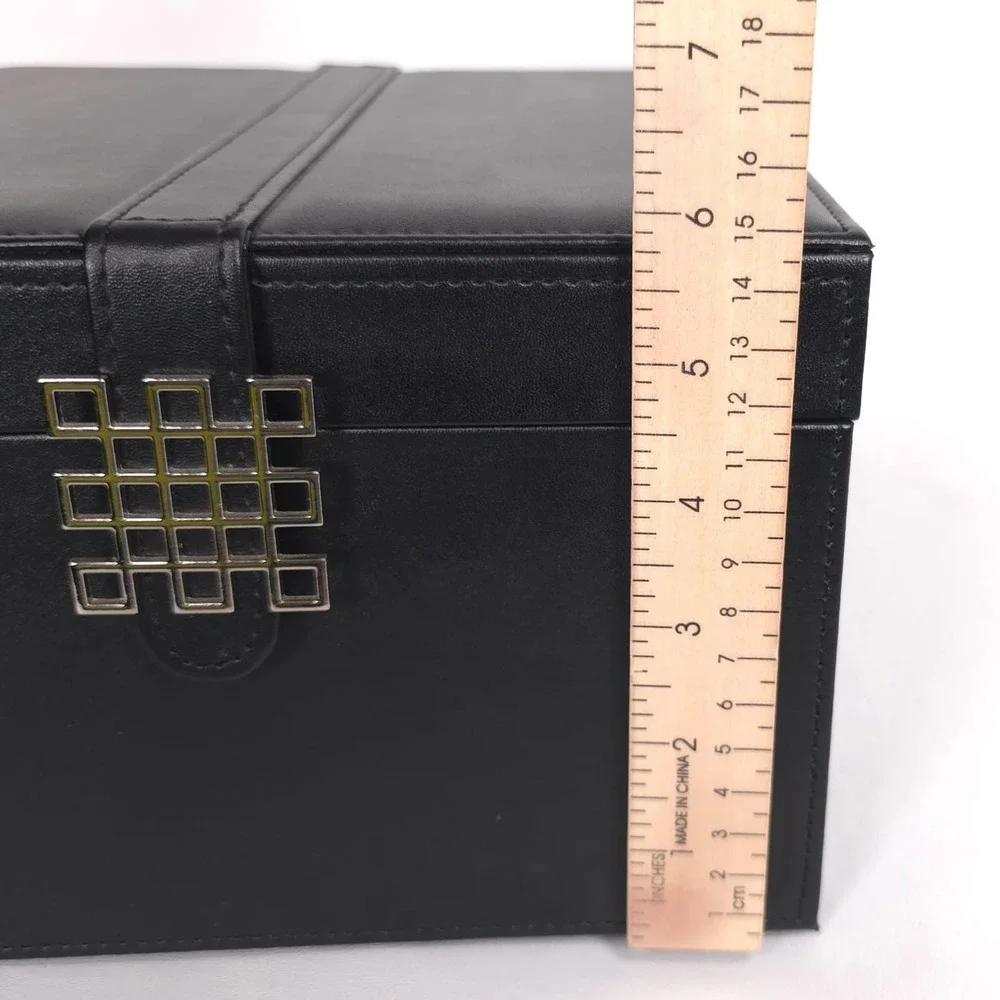 Glenor Co jewelry box
